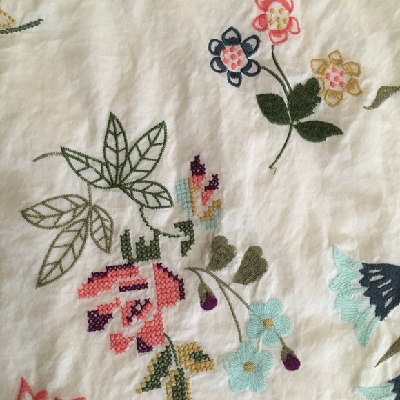 SOLD Talbots cotton embroidered floral midi skirt - Picture 4 of 11